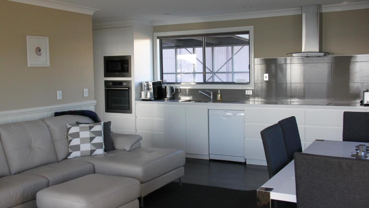 Sea Eagle Cottage Amazing Views Of Bay Of Fires Binalong Bay Buitenkant foto